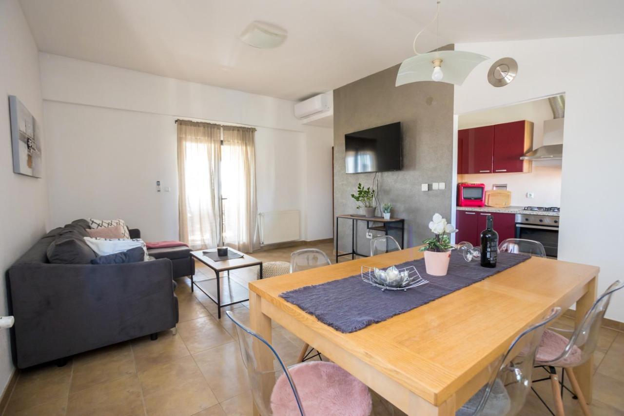 Apartmani Beba Омишаль Екстер'єр фото